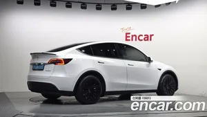 Tesla Model Y, 2021 — миниатюра 2