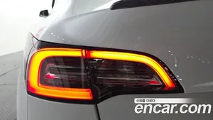 Tesla Model Y, 2021 — миниатюра 9