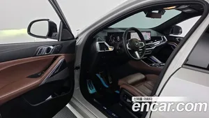 BMW X6, 2023 — миниатюра 10