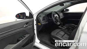 Hyundai Avante, 2017 — миниатюра 10