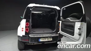 Land Rover Defender, 2023 — миниатюра 20