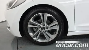 Hyundai Avante, 2017 — миниатюра 5