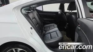 Hyundai Avante, 2017 — миниатюра 17
