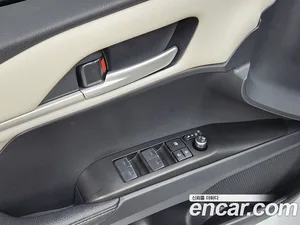 Toyota Camry, 2025 — миниатюра 11