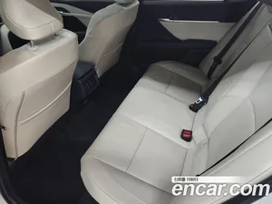 Toyota Camry, 2025 — миниатюра 13