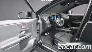 Mercedes-Benz EQA, 2023 — миниатюра 10
