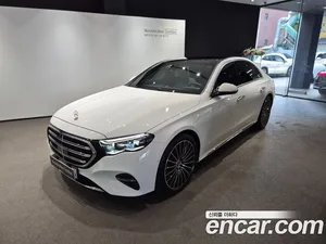 Mercedes-Benz E-Class, 2026 — миниатюра 1