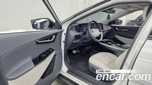 Kia EV6, 2022 — миниатюра 13