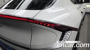 Kia EV6, 2022 — миниатюра 9