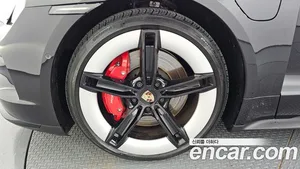 Porsche Taycan, 2025 — миниатюра 5
