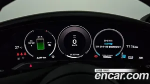 Porsche Taycan, 2025 — миниатюра 11