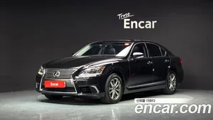 Lexus LS, 2015 — миниатюра 1