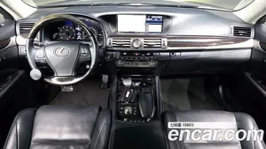 Lexus LS, 2015 — миниатюра 7