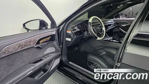 Audi A8, 2023 — миниатюра 10