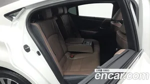 Lexus ES, 2025 — миниатюра 16