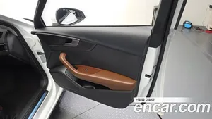 Audi A4, 2018 — миниатюра 14