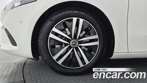 Mercedes-Benz A-Class, 2022 — миниатюра 4