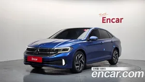 Volkswagen Jetta, 2023 — миниатюра 1