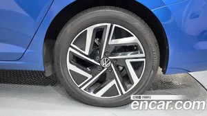 Volkswagen Jetta, 2023 — миниатюра 7