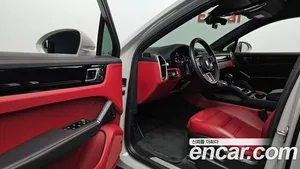 Porsche Cayenne, 2023 — миниатюра 12