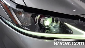Lexus ES, 2022 — миниатюра 8