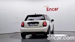 Mini Cooper, 2019 — миниатюра 4
