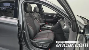 Genesis G70, 2018 — миниатюра 16