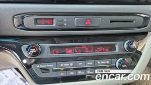 Kia Carnival, 2015 — миниатюра 12