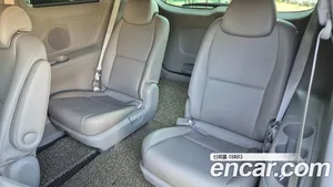 Kia Carnival, 2015 — миниатюра 19