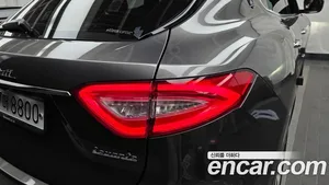 Maserati Levante, 2019 — миниатюра 9