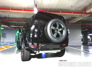 Land Rover Defender, 2026 — миниатюра 3