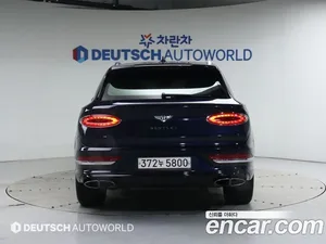 Bentley Bentayga, 2021 — миниатюра 4