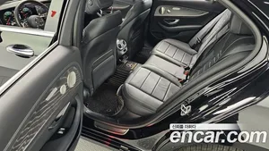 Mercedes-Benz E-Class, 2022 — миниатюра 18