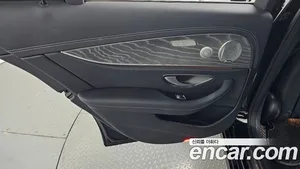 Mercedes-Benz E-Class, 2022 — миниатюра 15