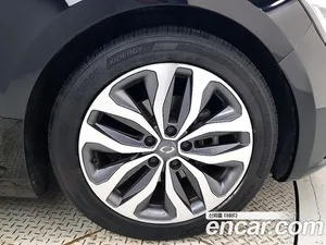 Renault SM6, 2016 — миниатюра 20