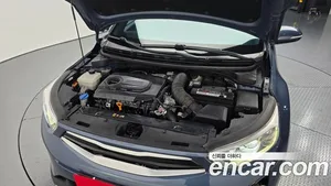 Kia Stonic, 2017 — миниатюра 6