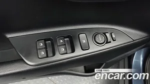 Kia Stonic, 2017 — миниатюра 24