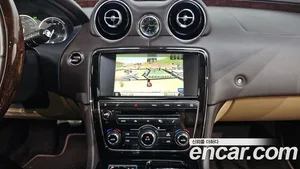 Jaguar XJ, 2015 — миниатюра 12
