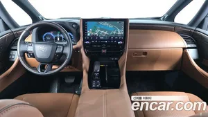 Toyota Alphard, 2024 — миниатюра 10
