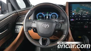 Toyota Alphard, 2024 — миниатюра 18
