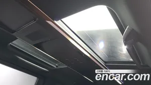 Toyota Alphard, 2024 — миниатюра 31