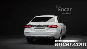 Mercedes-Benz E-Class, 2022 — миниатюра 3
