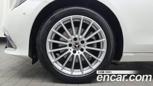 Mercedes-Benz E-Class, 2022 — миниатюра 4