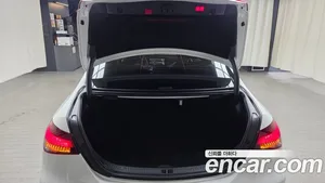 Mercedes-Benz E-Class, 2022 — миниатюра 25