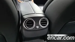 Mercedes-Benz E-Class, 2022 — миниатюра 30