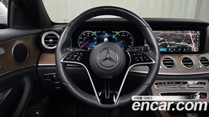 Mercedes-Benz E-Class, 2022 — миниатюра 31