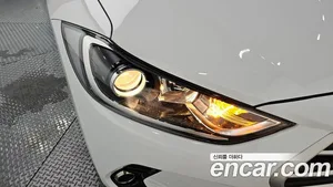Hyundai Avante, 2017 — миниатюра 8