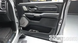 Dodge Ram Pick Up, 2018 — миниатюра 14