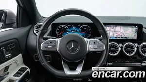 Mercedes-Benz GLA-Class, 2021 — миниатюра 7