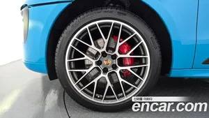 Porsche Macan, 2021 — миниатюра 5